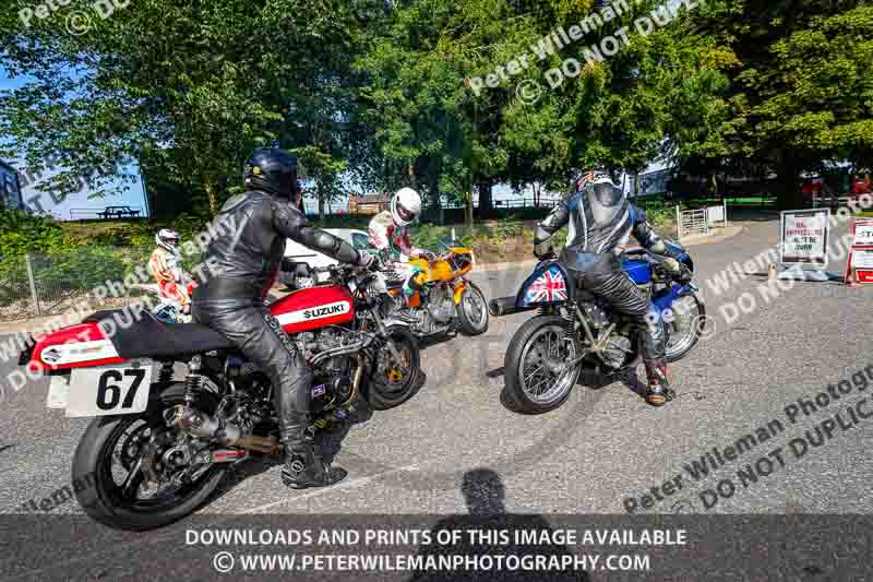 cadwell no limits trackday;cadwell park;cadwell park photographs;cadwell trackday photographs;enduro digital images;event digital images;eventdigitalimages;no limits trackdays;peter wileman photography;racing digital images;trackday digital images;trackday photos